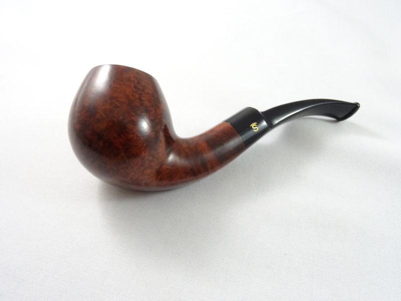 Pipe STANWELL de luxe POLISH courbe.