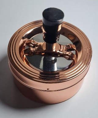 Cendrier poussoir métal doré diamètre 0.9mm