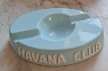 Cendrier HAVANA CLUB  Socio bleu ciel